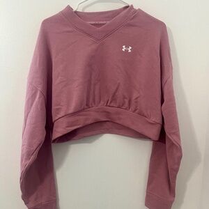 Soft pink Under Armour Crop Sweatshirt Size Medium